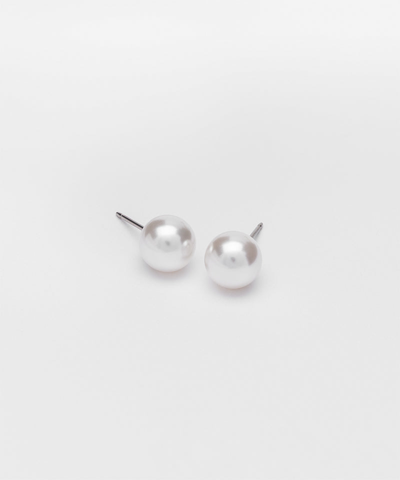 Pearl Earring
