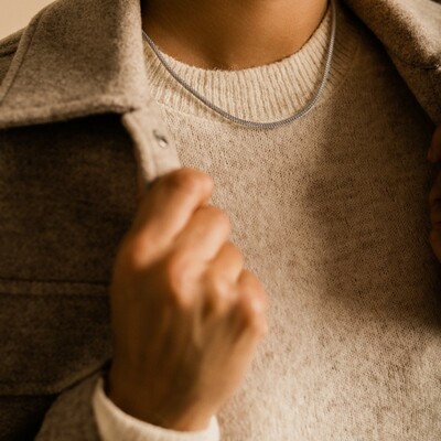 Round Mesh necklace. 😎 Shop online blomdahl.com/en/women/necklaces/ 

#feelgoodjewellery #allergivänliga #smycken #nickelfria #örhängen #halsband #armband #smyckenonline #tidlösdesign #madeinsweden #jewellery #jewelry #inspo