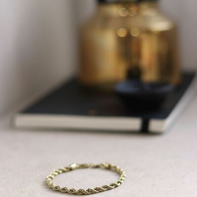 Grand Twist bracelet for men with adjustable chain length 18-22 cm. 😎 #springnews

#feelgoodjewellery #allergivänliga #smycken #nickelfria #örhängen #halsband #armband #smyckenonline #tidlösdesign #madeinsweden #jewellery #jewelry #inspo