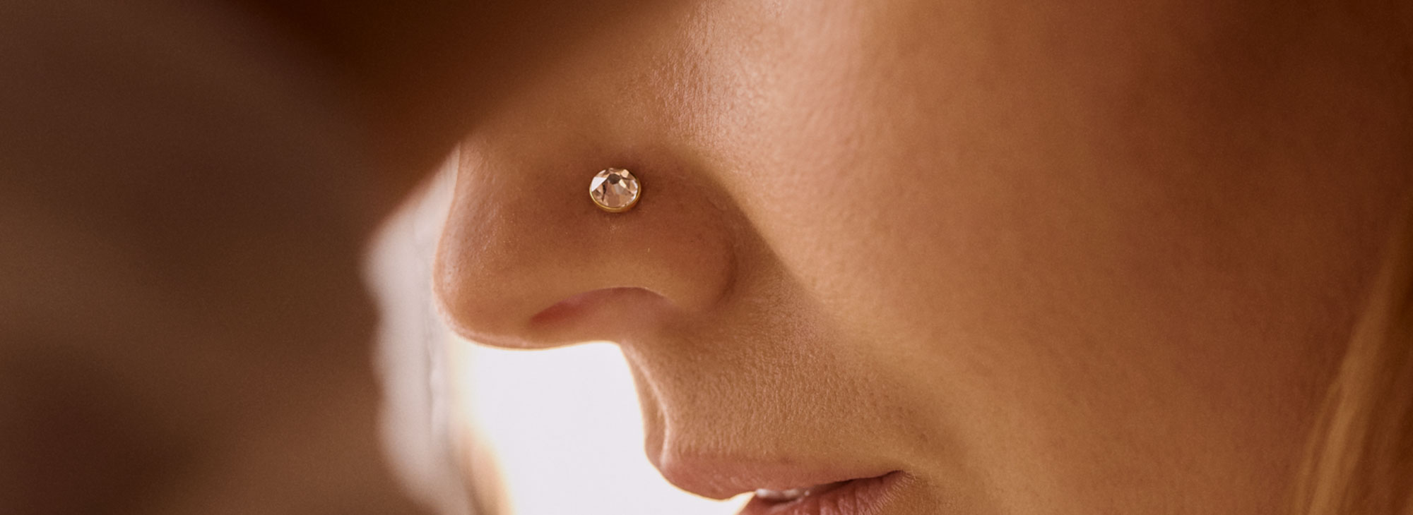 Skin friendly nose jewellery for women